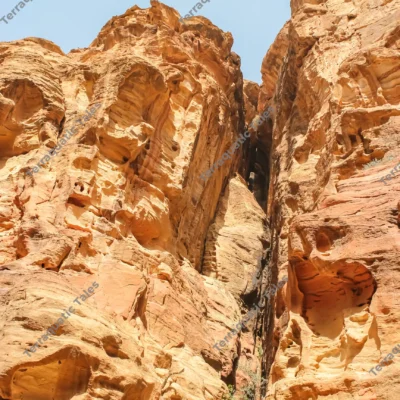 towering-eroded-cliffs-petra