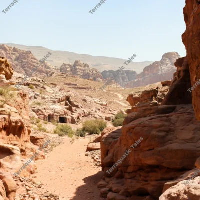 canyon-trail-landscape-petra