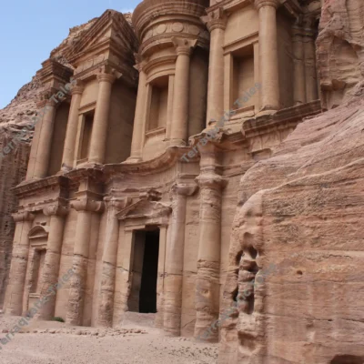 lowangle-monastery-carved-petra