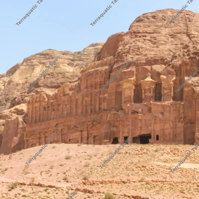 royal-tombs-carved-cliffs