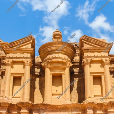 upper-facade-monastery-petra