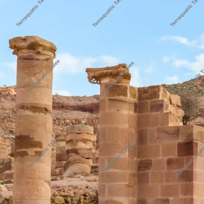 carved-columns-capital-temple