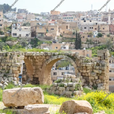 stone-archways-modern-jerash