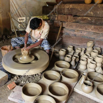 traditional-indian-potter-wheel